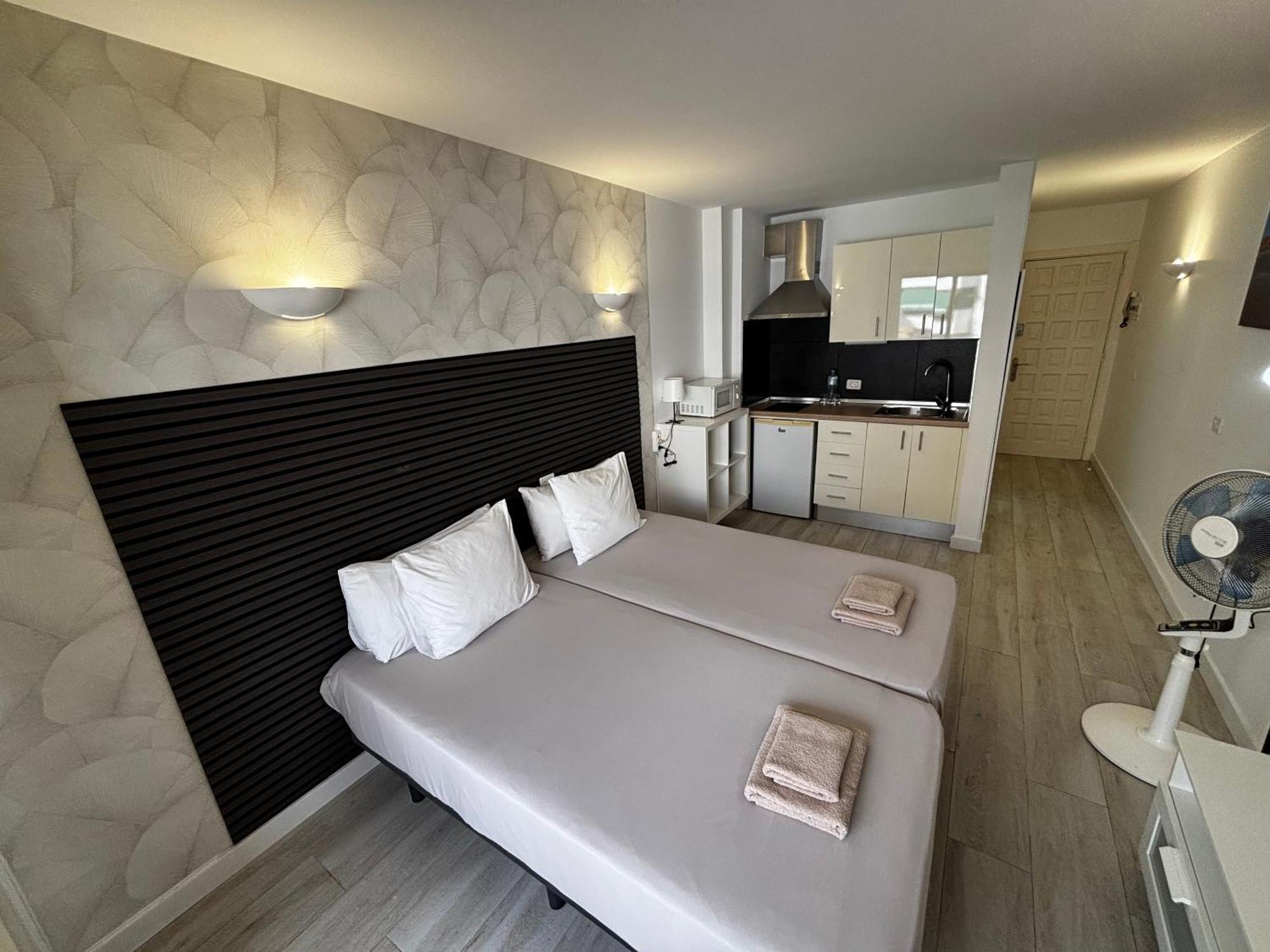 Cozy Studio In Los Cristianos Beach Free Wifi Arona  Eksteriør billede