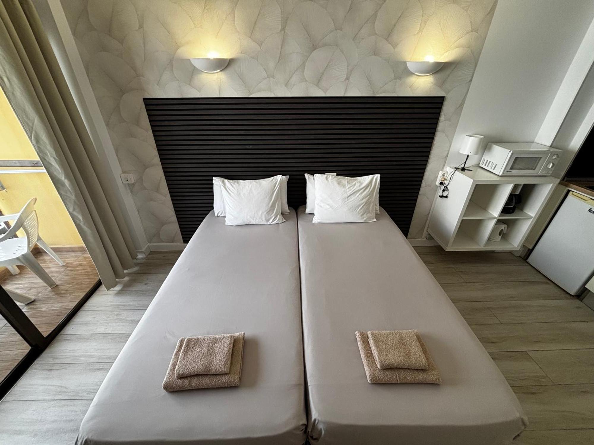Cozy Studio In Los Cristianos Beach Free Wifi Arona  Eksteriør billede